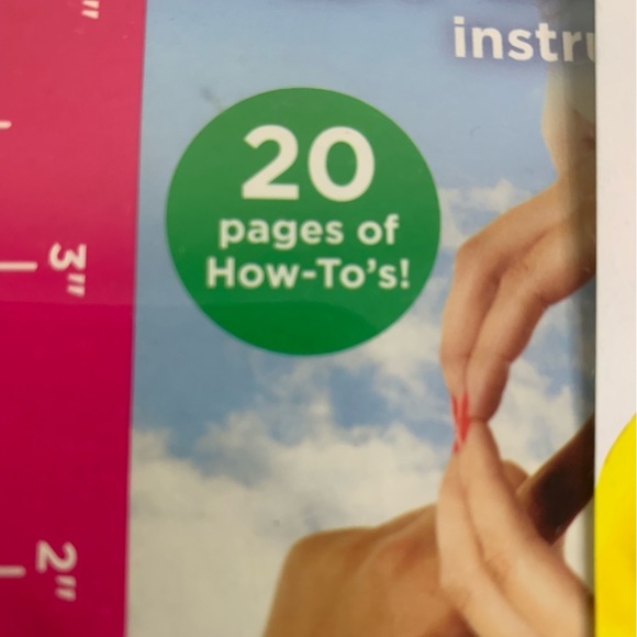 Friendship Bracelet Craft Kit with 50 Skeins of Thread + Instruction Booklet NEW - Picture 5 of 5